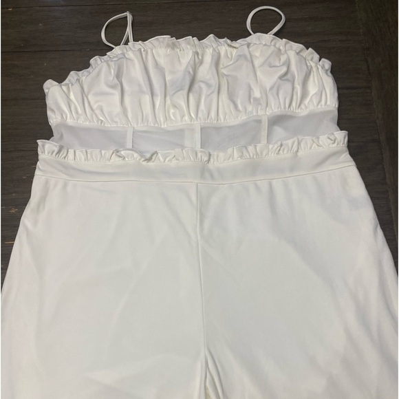 Off white Spaghetti Straps Shear Waist Jumpsuit Romper Plus Size 4X(20-22) - Picture 3 of 15